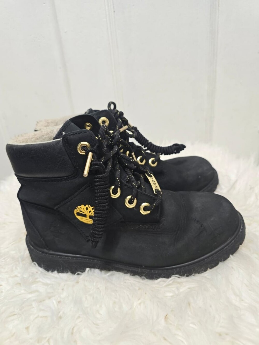 Timberland Champion Collab 6-inch Shearling Boot Nubuck Faux Fur Boy's Sz 4.5